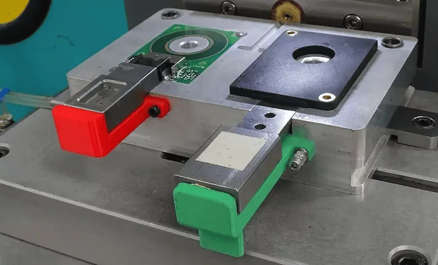 Low-Pressure Molding