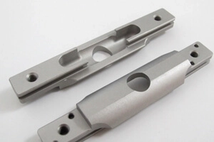 Perlenstrahlen, CNC-bearbeitete Teile.webp