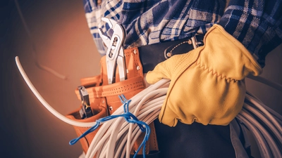 قفاز مطاطي للعامل الكهربائي