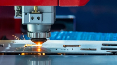 عملية وضع العلامات بالليزر