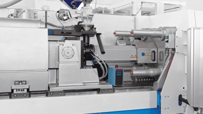 آلة الإفراط في صب البلاستيك